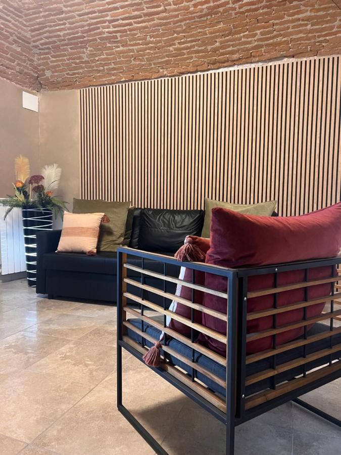 Le Camere Del Cappello Verde Ivrea Esterno foto